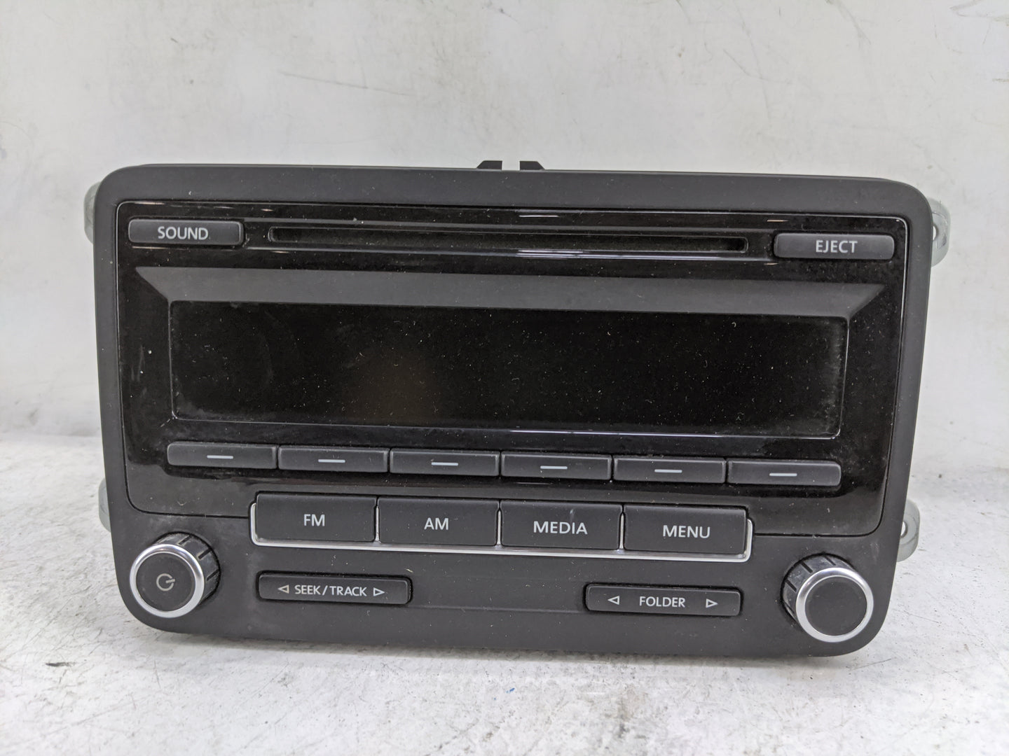 2011-2014 Volkswagen Jetta Radio AM FM Cd Player Receiver Replacement P/N:1K0035164D 28354080 Fits OEM Used Auto Parts - Oem