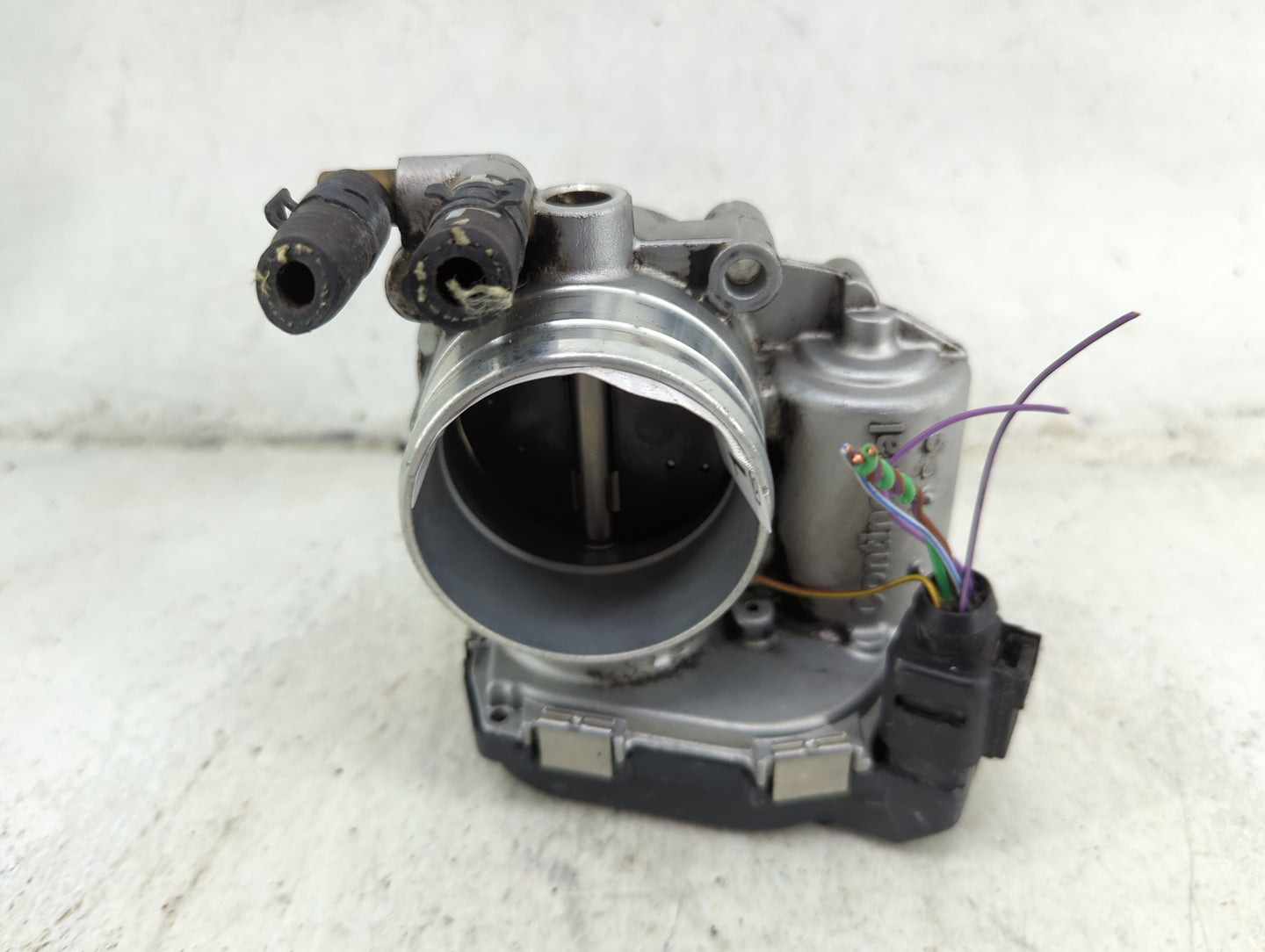 2011-2016 Volkswagen Jetta Throttle Body P/N:06G133062J A2C53405184 Fits Fits 2011 2012 2013 2014 2015 2016 OEM Used Auto Pa