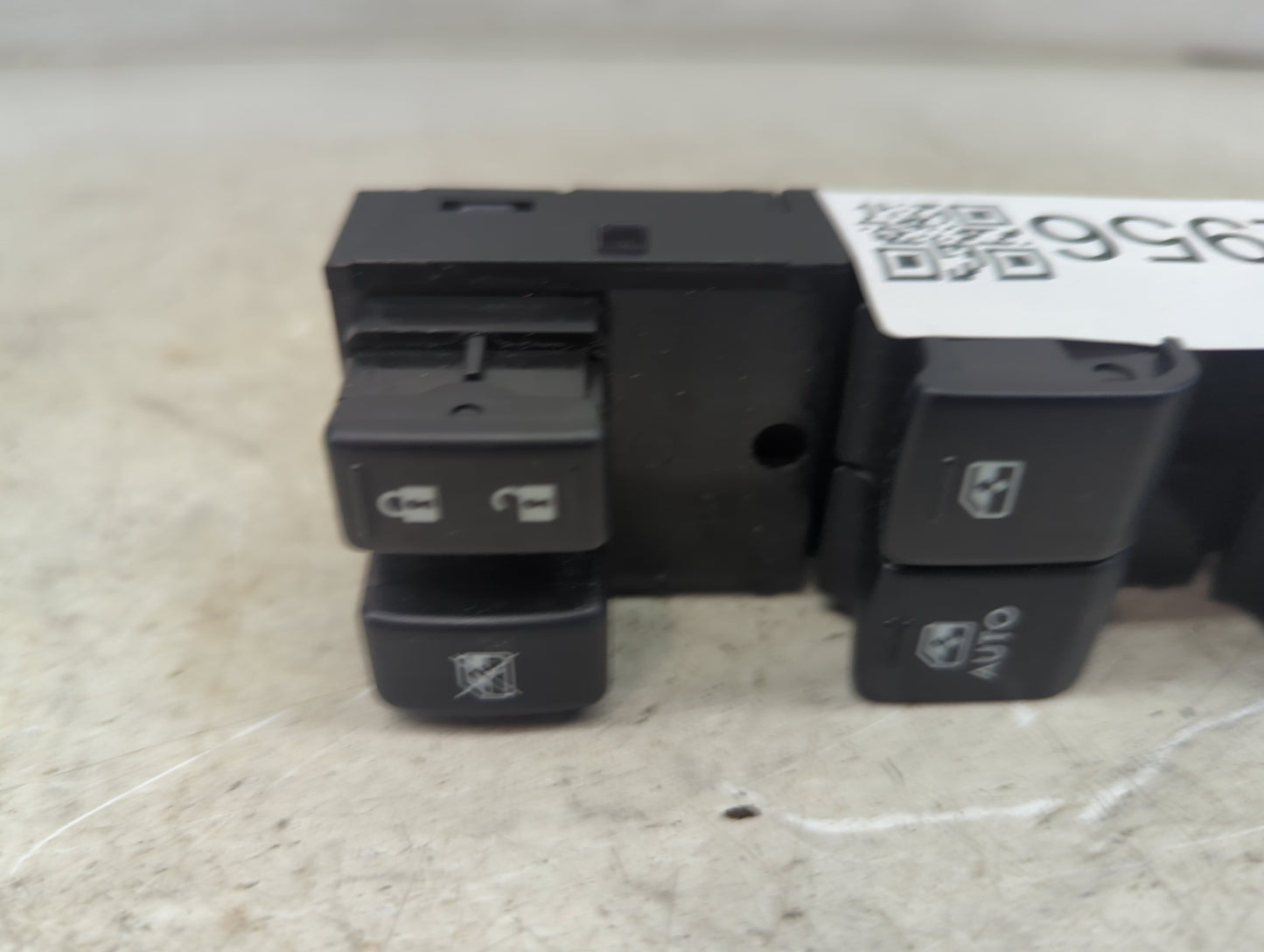 2011-2018 Volkswagen Jetta Master Power Window Switch Replacement Driver Side Left P/N:83071SG010 Fits OEM Used Auto Parts -