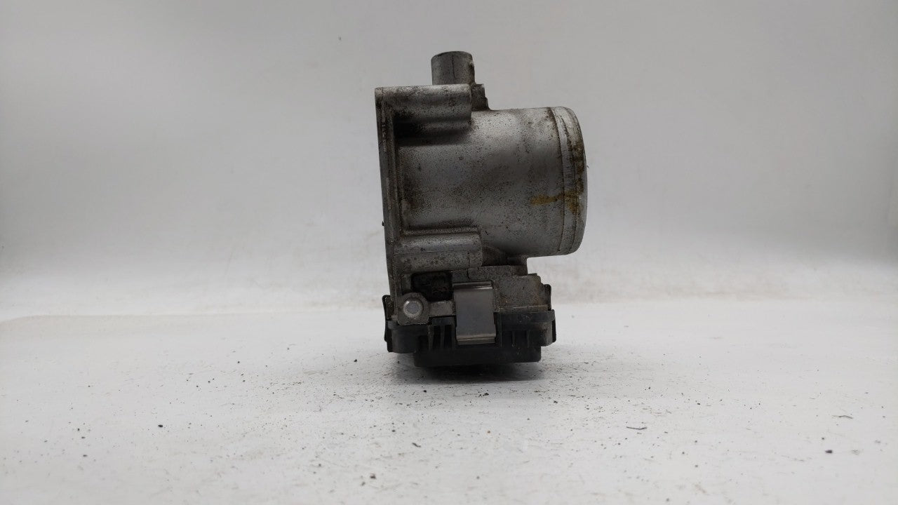 2013-2018 Volkswagen Jetta Throttle Body P/N:03F133062B Fits Fits 2013 2014 2015 2016 2017 2018 OEM Used Auto Parts - Oemuse