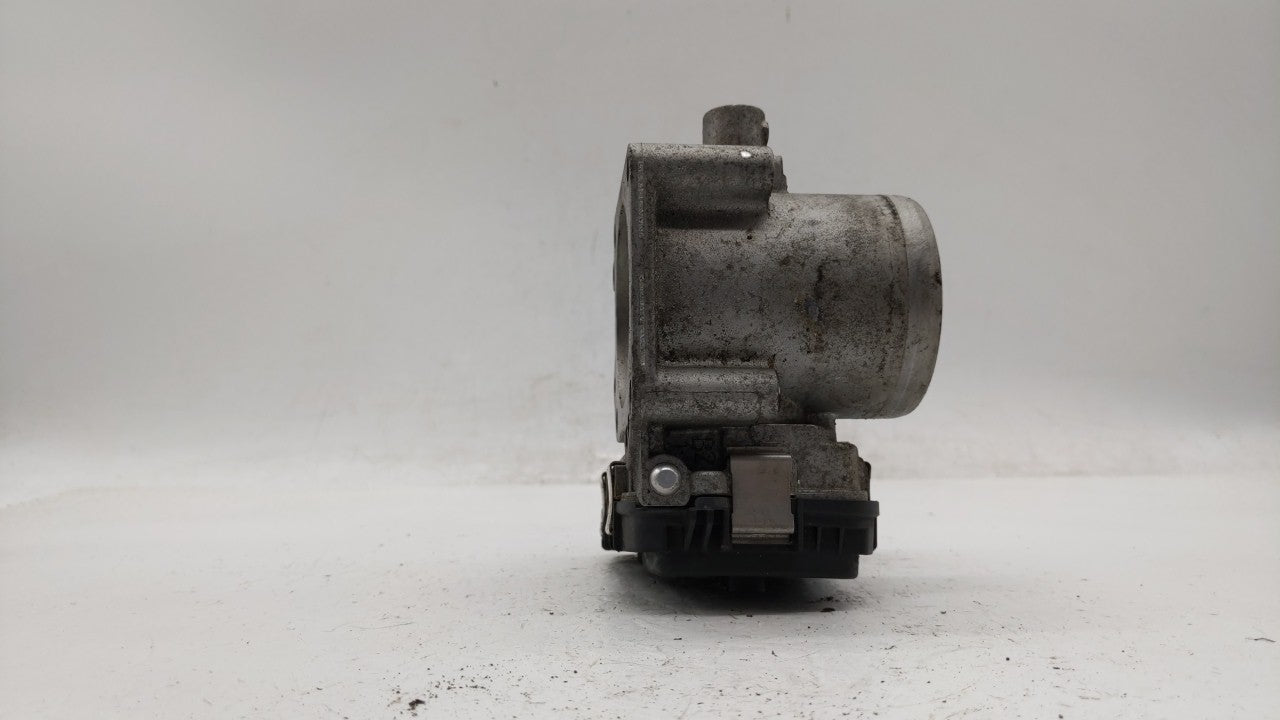 2013-2018 Volkswagen Jetta Throttle Body P/N:03F133062B Fits Fits 2013 2014 2015 2016 2017 2018 OEM Used Auto Parts - Oemuse