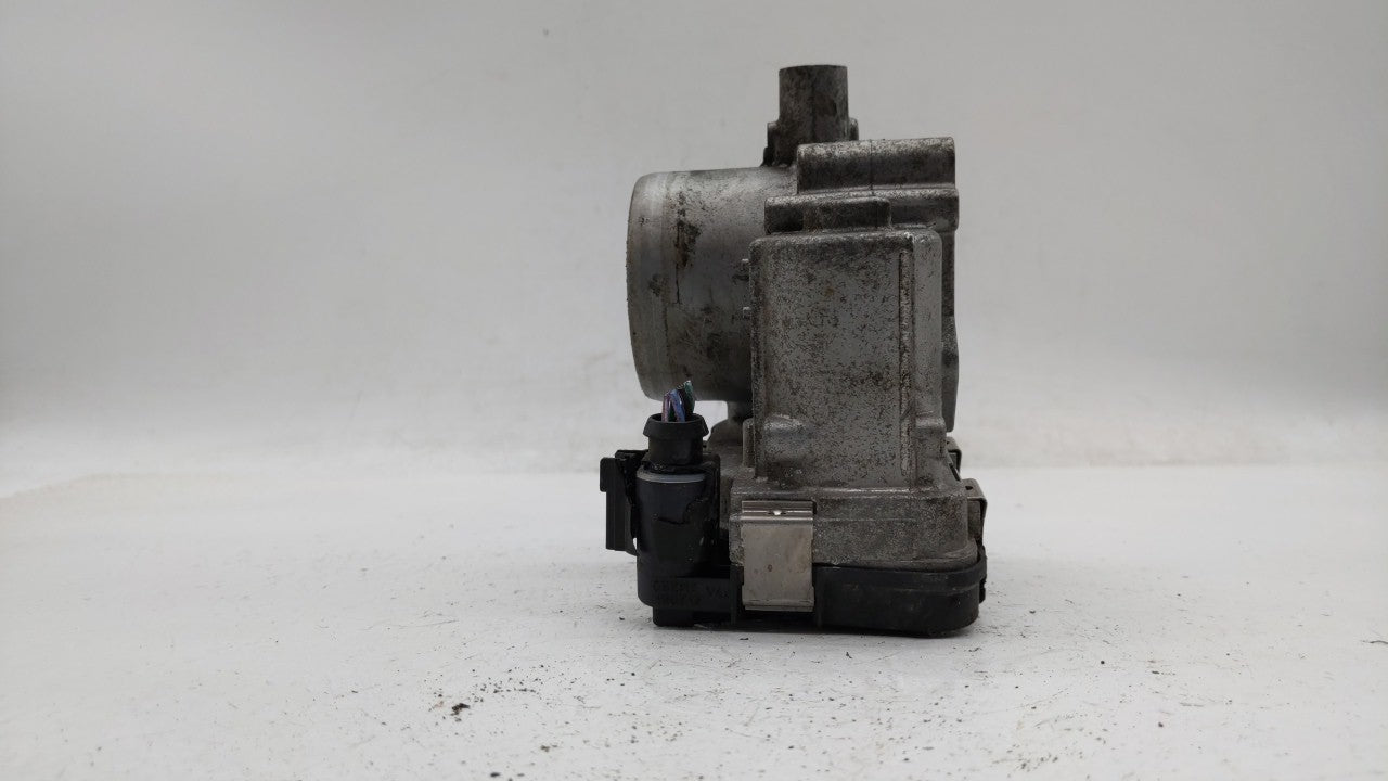 2013-2018 Volkswagen Jetta Throttle Body P/N:03F133062B Fits Fits 2013 2014 2015 2016 2017 2018 OEM Used Auto Parts - Oemuse