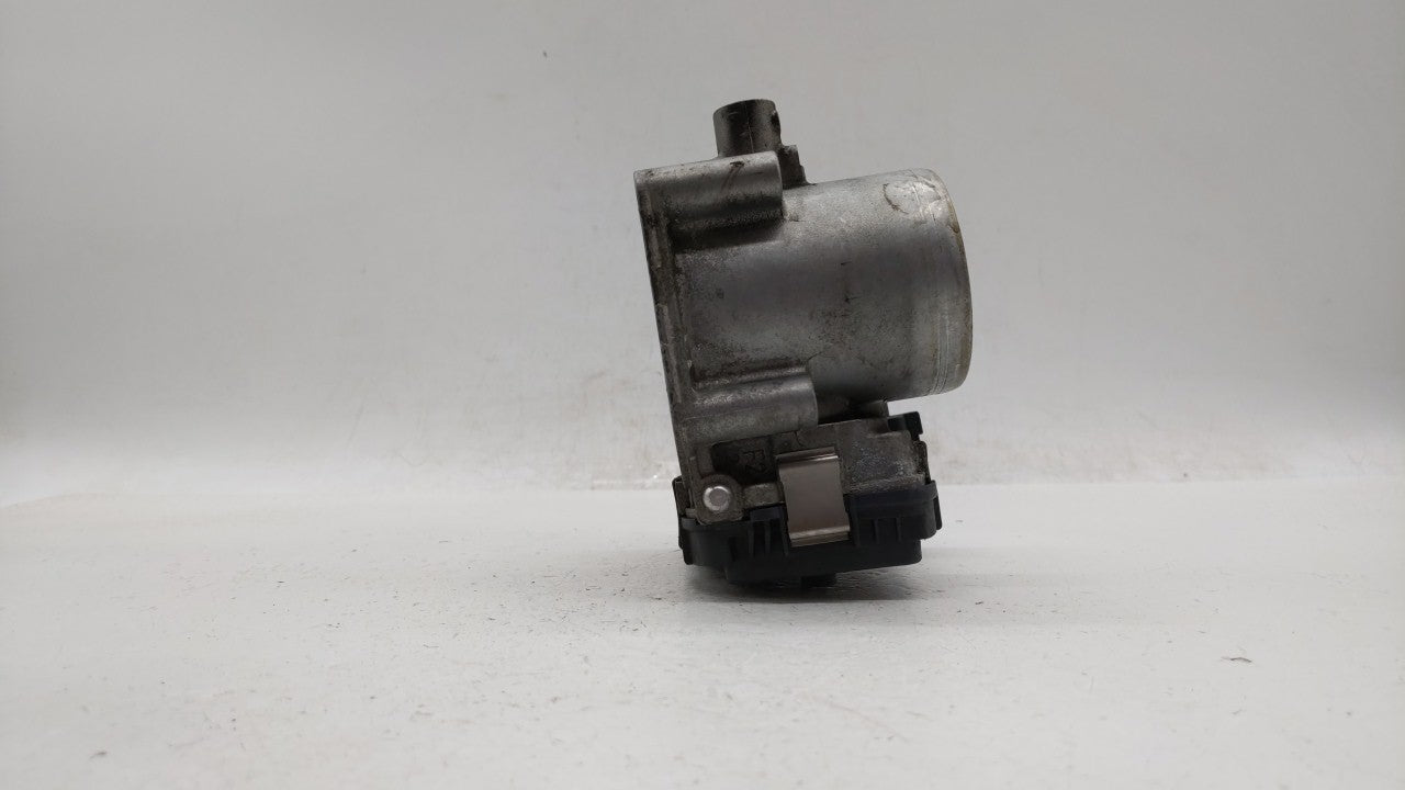 2013-2018 Volkswagen Jetta Throttle Body P/N:03F133062B Fits Fits 2013 2014 2015 2016 2017 2018 OEM Used Auto Parts - Oemuse