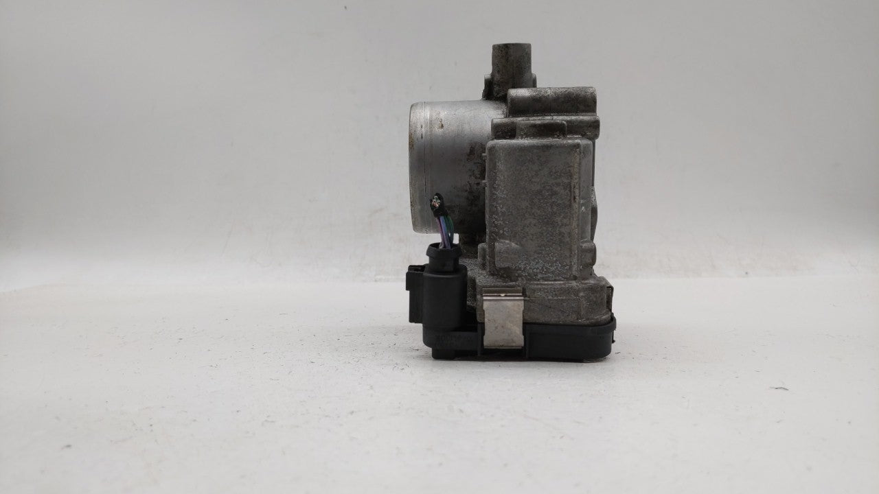 2013-2018 Volkswagen Jetta Throttle Body P/N:03F133062B Fits Fits 2013 2014 2015 2016 2017 2018 OEM Used Auto Parts - Oemuse