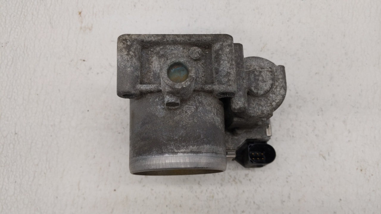 2013-2018 Volkswagen Jetta Throttle Body P/N:03F133062B Fits Fits 2013 2014 2015 2016 2017 2018 OEM Used Auto Parts - Oemuse