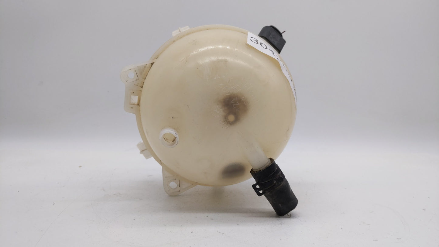 2005 Volkswagen Jetta Radiator Coolant Overflow Expansion Tank Bottle - Oemusedautoparts1.com