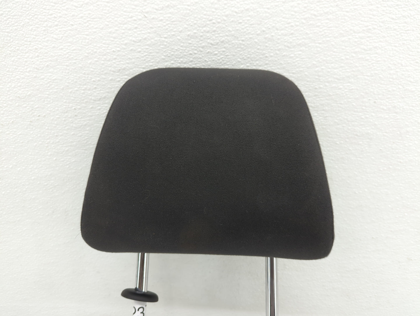 2011-2014 Volkswagen Jetta Headrest Head Rest Front Driver Passenger Seat - Oemusedautoparts1.com