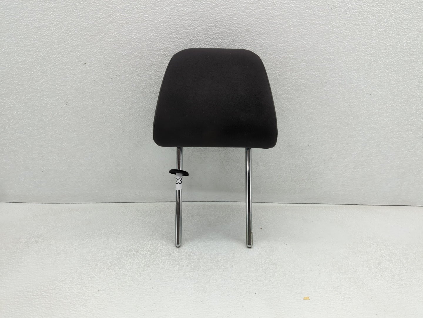 2011-2014 Volkswagen Jetta Headrest Head Rest Front Driver Passenger Seat - Oemusedautoparts1.com