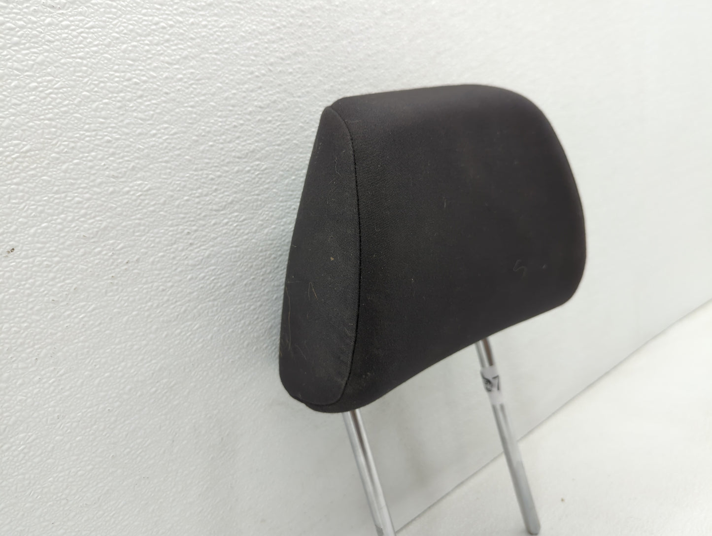 2011-2014 Volkswagen Jetta Headrest Head Rest Front Driver Passenger Seat - Oemusedautoparts1.com