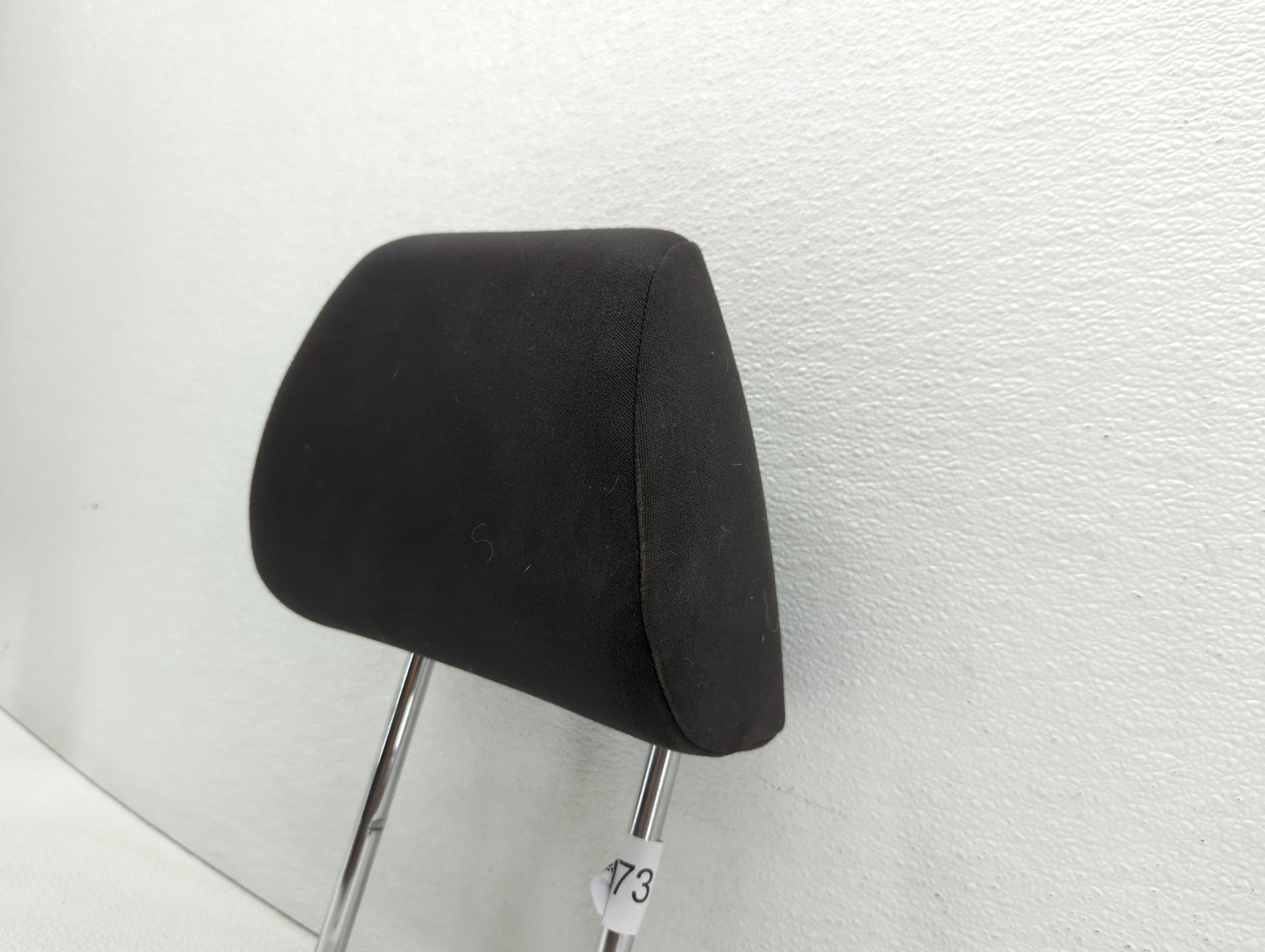 2011-2014 Volkswagen Jetta Headrest Head Rest Front Driver Passenger Seat - Oemusedautoparts1.com
