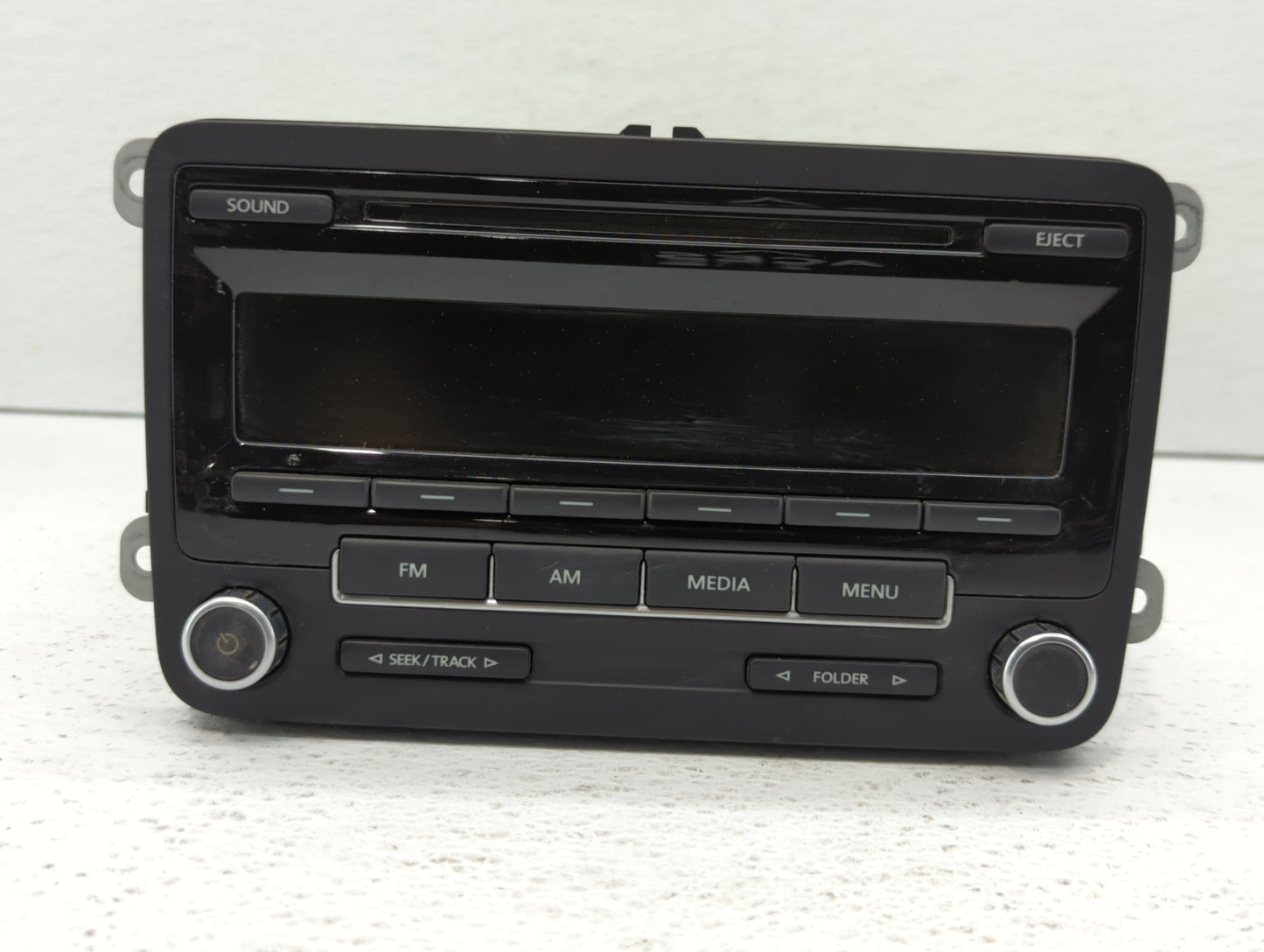 2011-2014 Volkswagen Jetta Am Fm Cd Player Radio Receiver - Oemusedautoparts1.com
