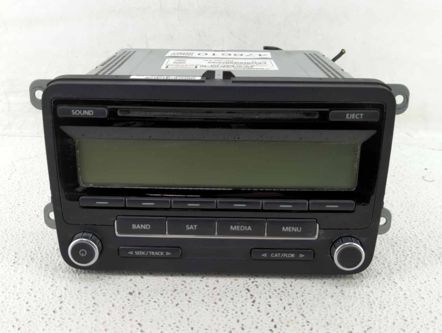2011-2014 Volkswagen Jetta Radio AM FM Cd Player Receiver Replacement P/N:1K0 035 180 AF 1K0 035 164 Fits OEM Used Auto Part