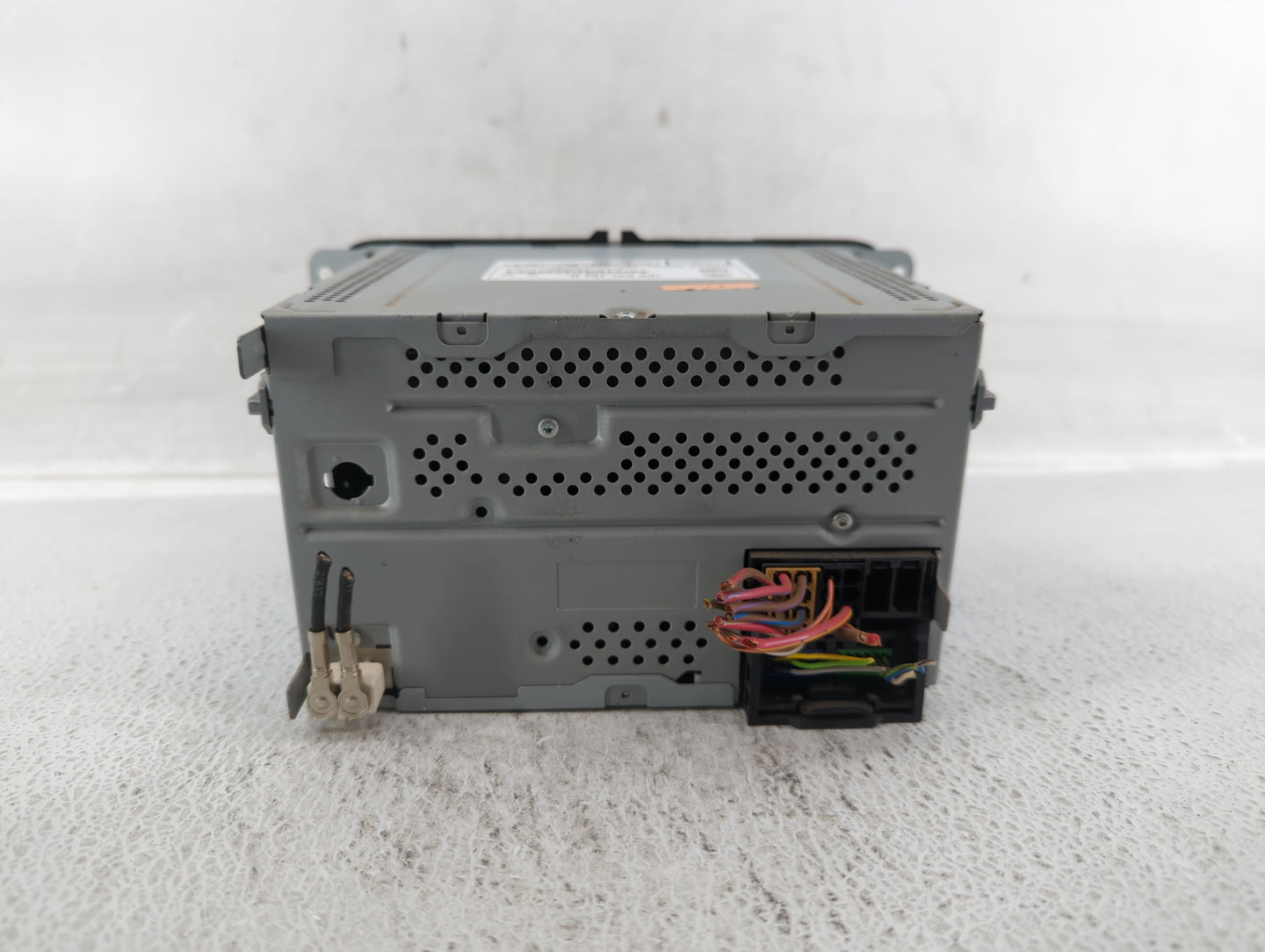 2011-2014 Volkswagen Jetta Am Fm Cd Player Radio Receiver - Oemusedautoparts1.com