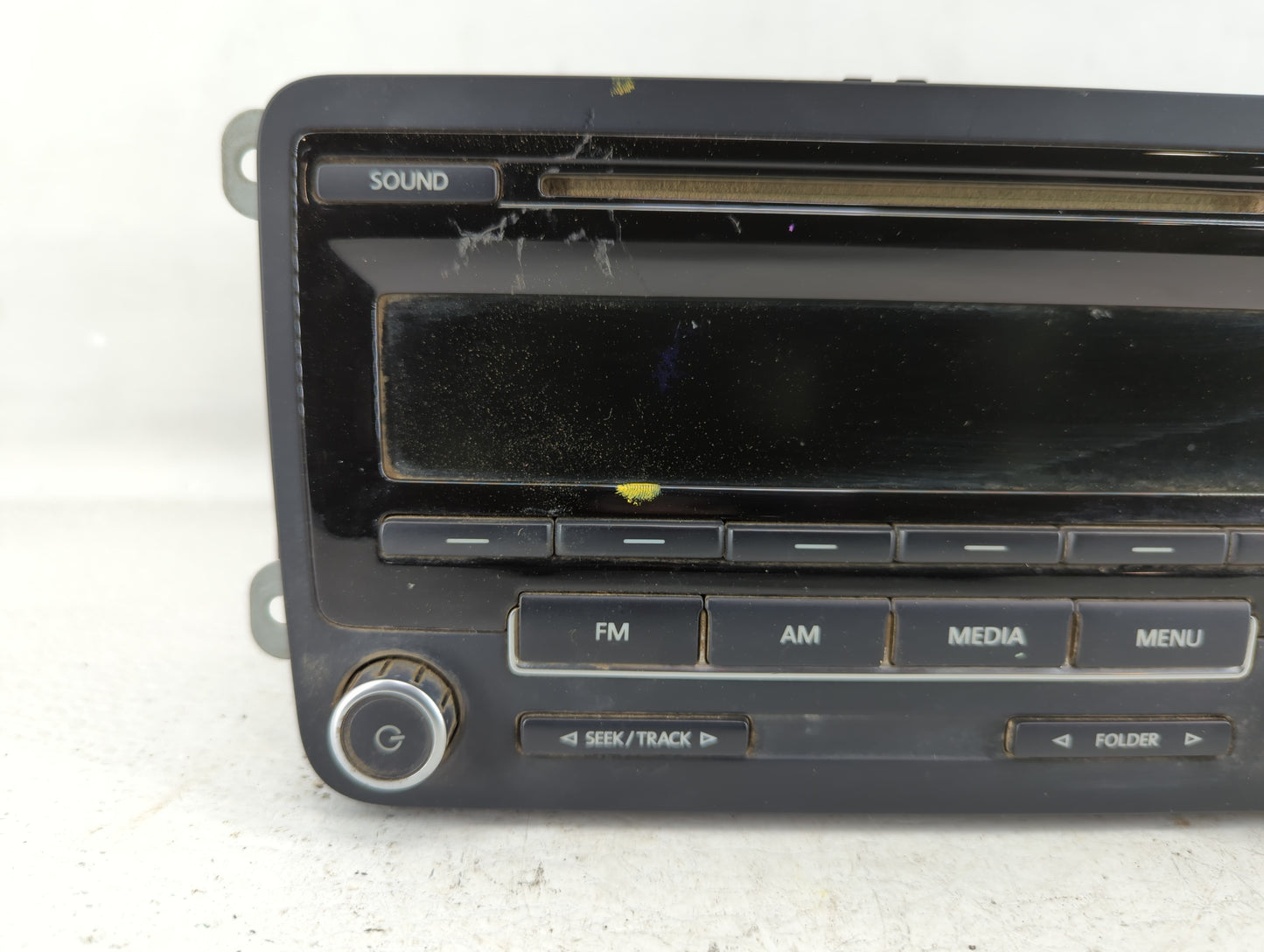 2011-20104 Volkswagen Jetta Am Fm Cd Player Radio Receiver - Oemusedautoparts1.com