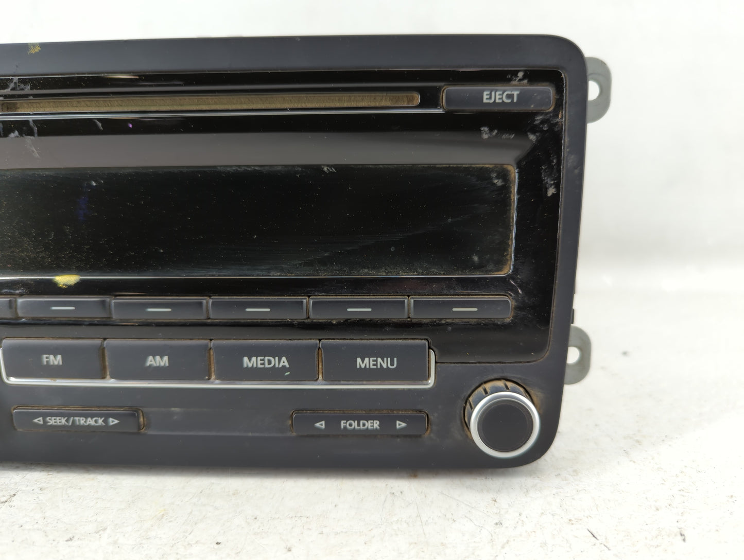2011-20104 Volkswagen Jetta Am Fm Cd Player Radio Receiver - Oemusedautoparts1.com