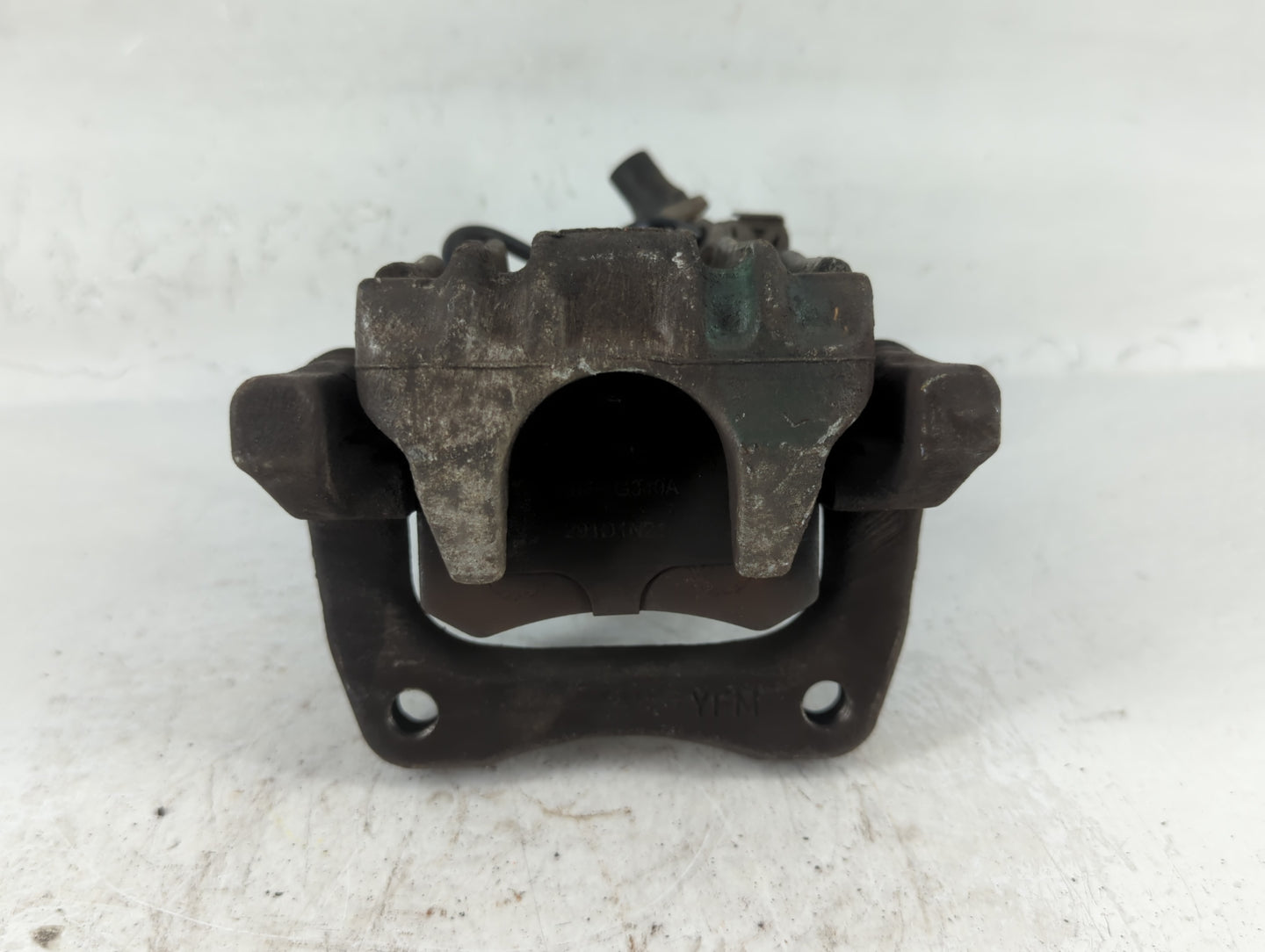 2013-2018 Volkswagen Jetta Front Driver Left Brake Caliper - Oemusedautoparts1.com
