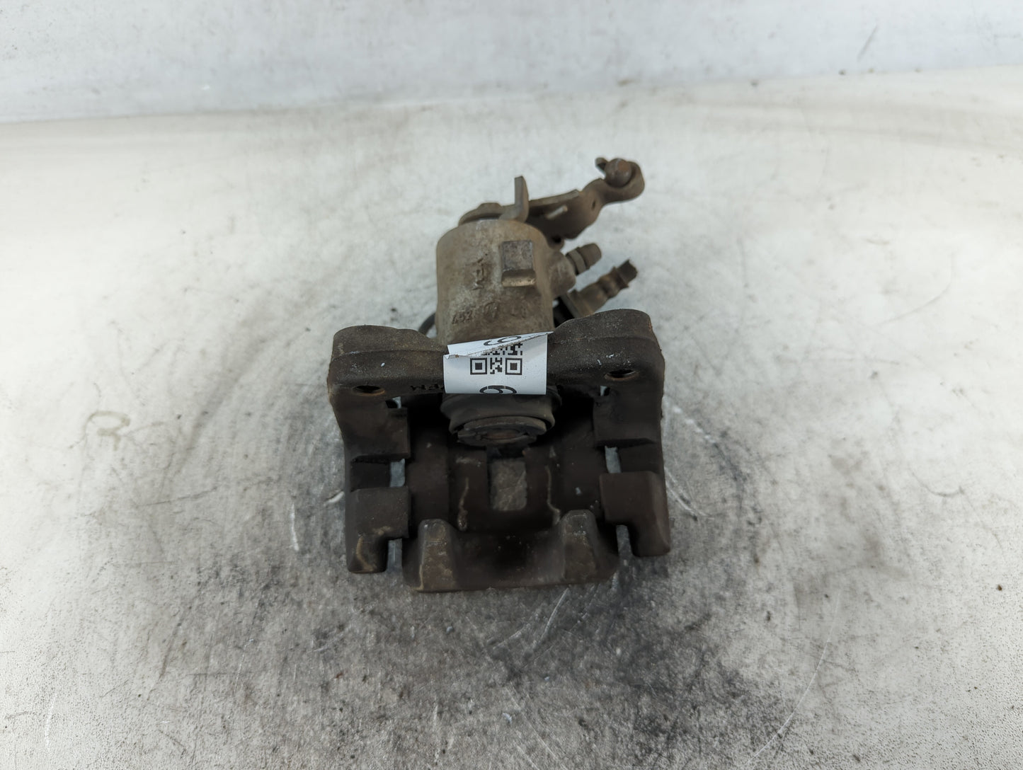 2013-2018 Volkswagen Jetta Front Passenger Right Brake Caliper - Oemusedautoparts1.com