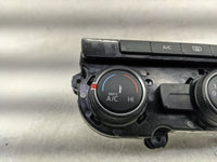 2020 Volkswagen Passat Climate Control Module Temperature AC/Heater Replacement P/N:184526-00 Fits OEM Used Auto Parts - Oem