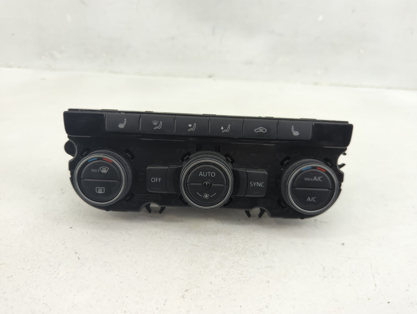 2020 Volkswagen Passat Climate Control Module Temperature AC/Heater Replacement P/N:184526-00 Fits OEM Used Auto Parts - Oem