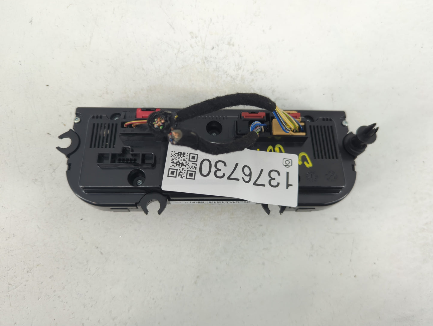 2020 Volkswagen Passat Climate Control Module Temperature AC/Heater Replacement P/N:184526-00 Fits OEM Used Auto Parts - Oem