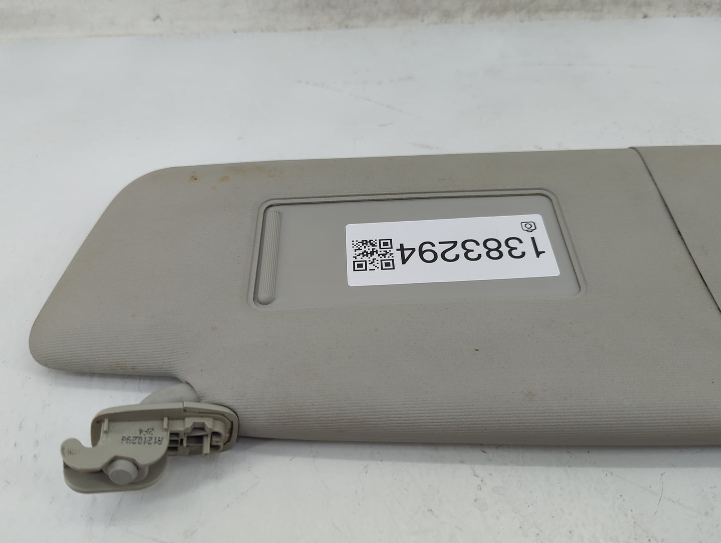 2012-2020 Volkswagen Passat Sun Visor Shade Replacement Passenger Right Mirror Fits OEM Used Auto Parts - Oemusedautoparts1.
