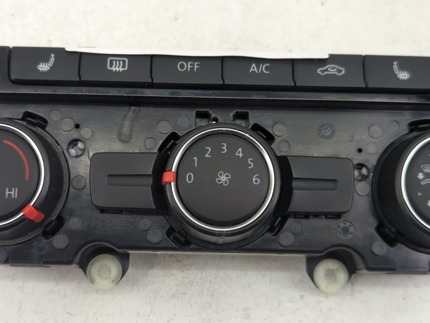 2013-2015 Volkswagen Passat Climate Control Module Temperature AC/Heater Replacement P/N:561907426A 5HB011177-05 Fits OEM Us