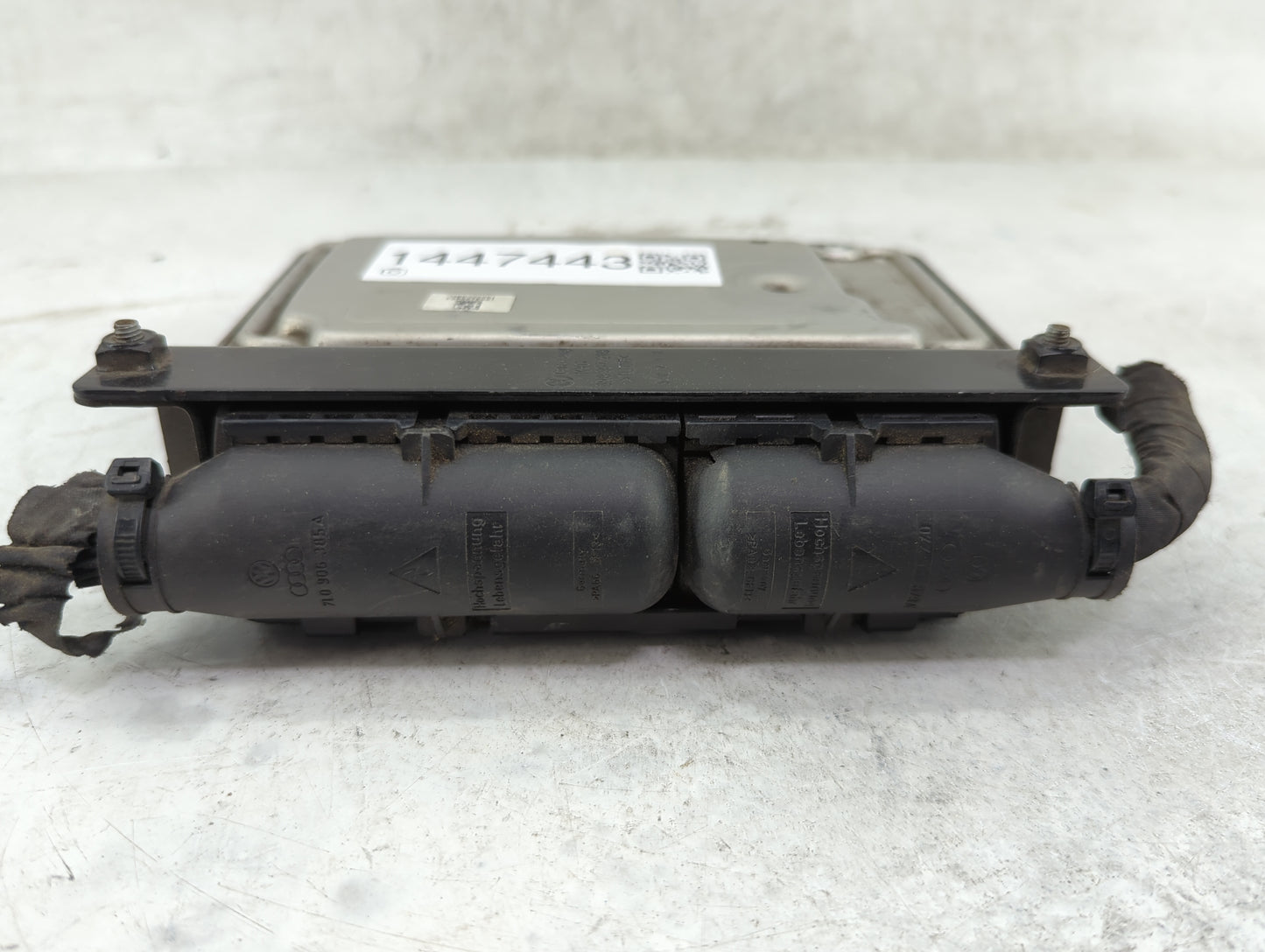 2013-2014 Volkswagen Passat PCM Engine Control Computer ECU ECM PCU OEM P/N:07K906055CR 0261S07862, 07K907309A Fits Fits 201