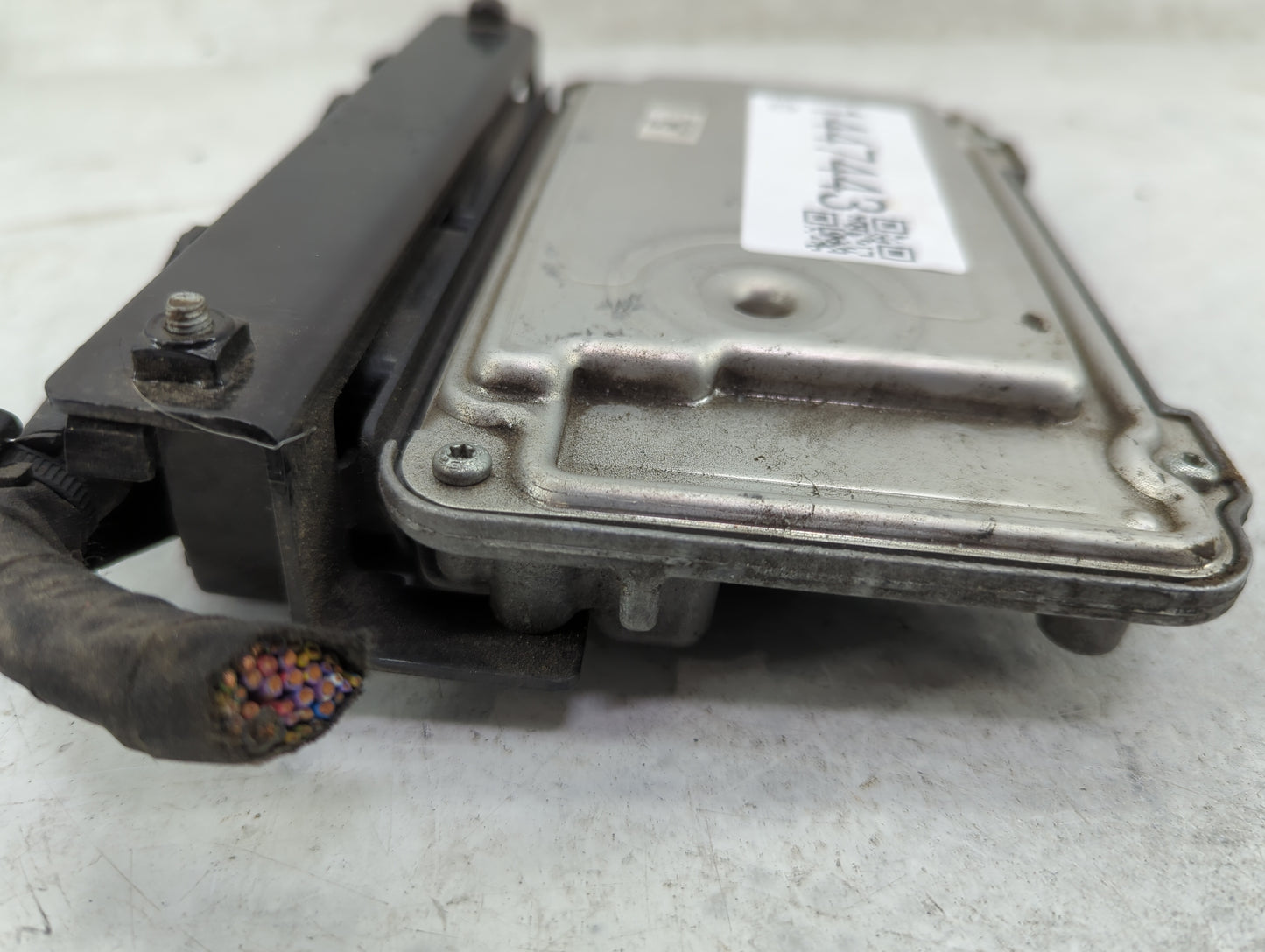 2013-2014 Volkswagen Passat PCM Engine Control Computer ECU ECM PCU OEM P/N:07K906055CR 0261S07862, 07K907309A Fits Fits 201