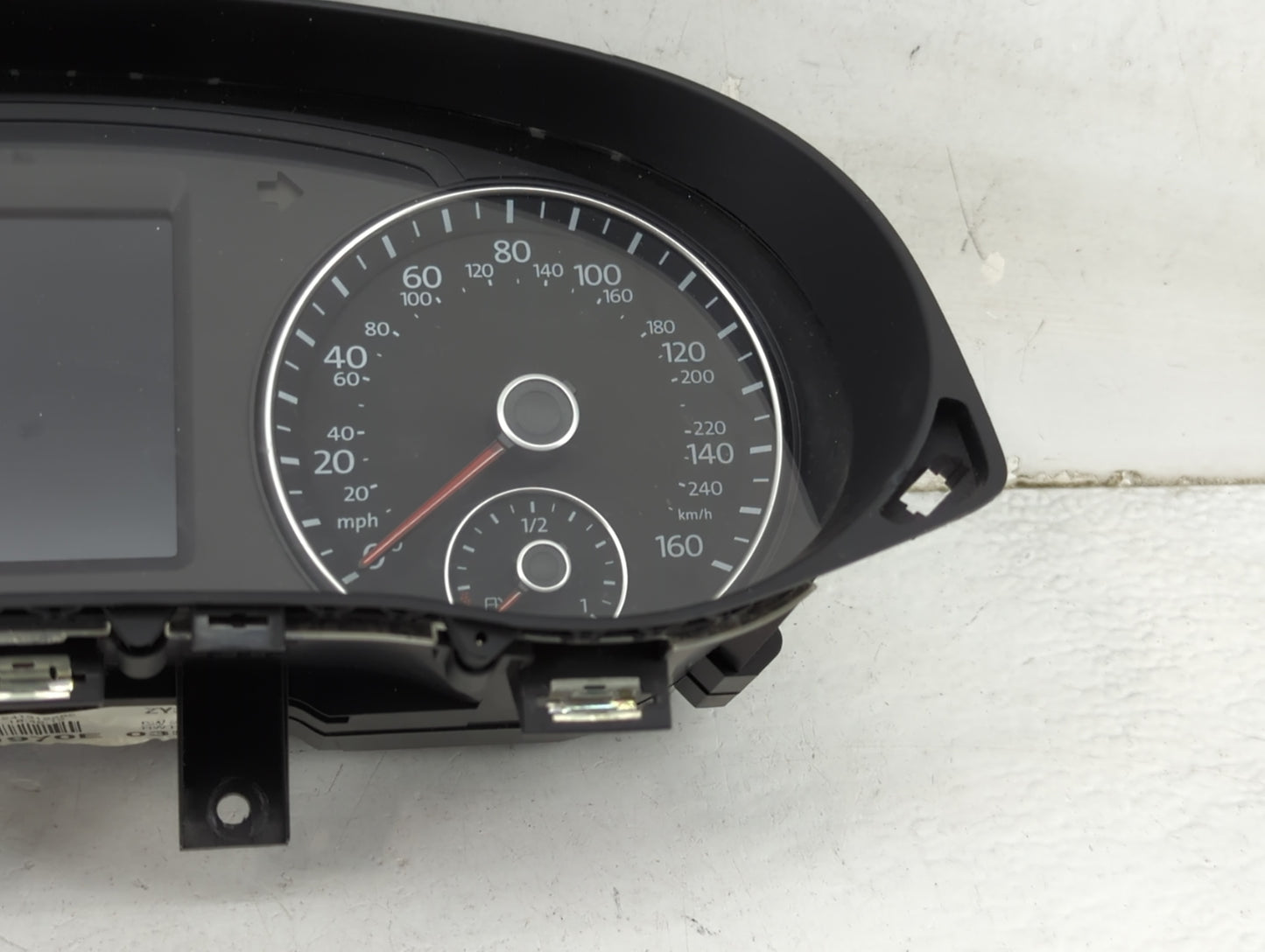 2013-2014 Volkswagen Passat Instrument Cluster Speedometer Gauges P/N:561920970E Miles: Fits Fits 2013 2014 OEM Used Auto Pa