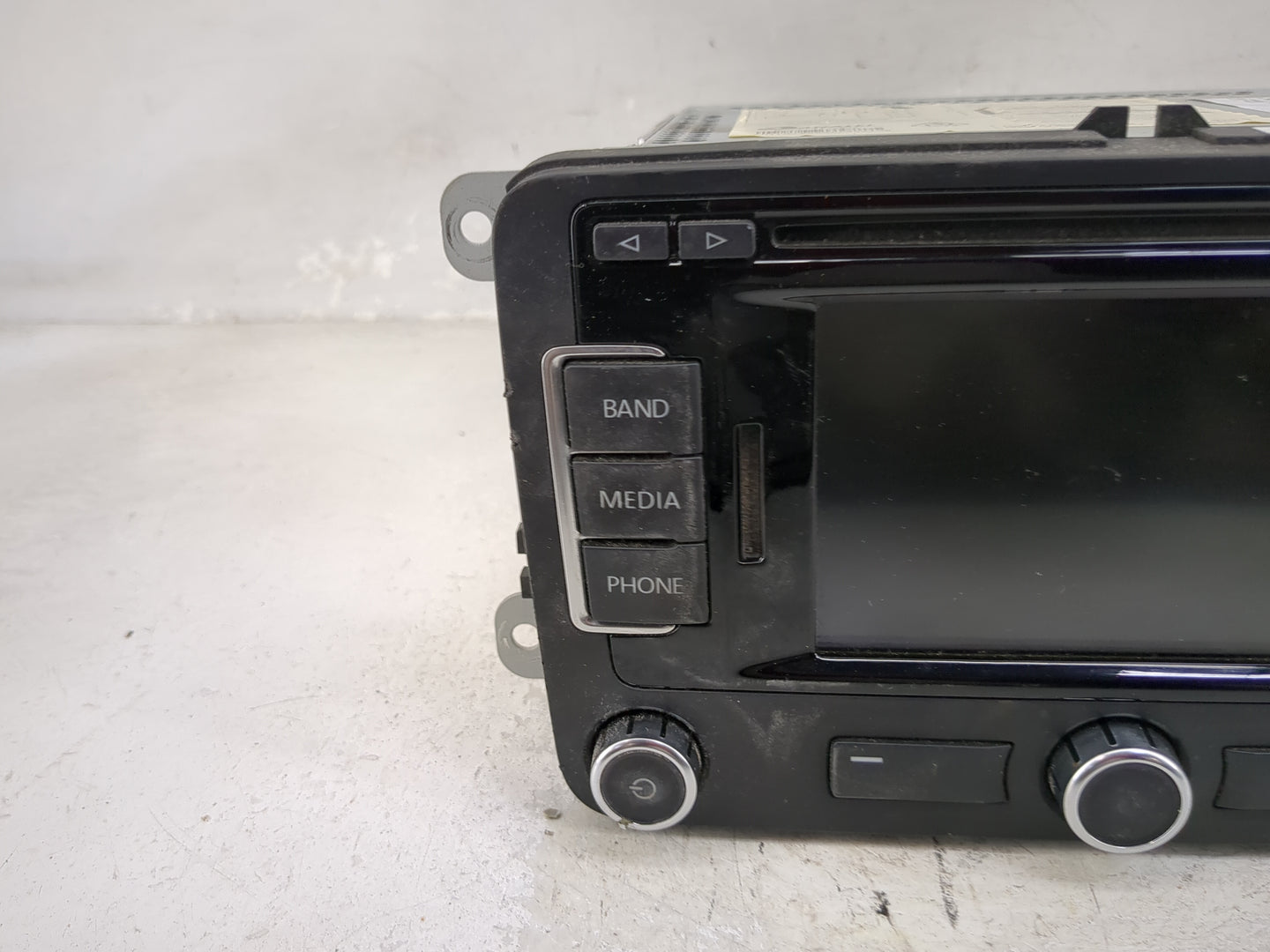 2013 Volkswagen Passat Radio AM FM Cd Player Receiver Replacement P/N:1K0035274D VWZ1Z2M4288769 Fits OEM Used Auto Parts - O