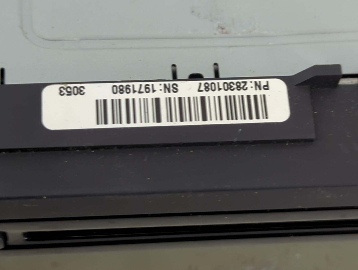 2013-2015 Volkswagen Passat Radio AM FM Cd Player Receiver Replacement P/N:1K0035188G 28301087 Fits Fits 2013 2014 2015 2016