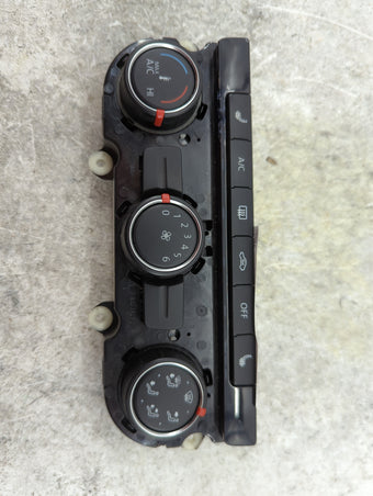 compare product 2013-2015 Volkswagen Passat Climate Control Module Temperature AC/Heater Replacement P/N:561907426J 5HB01117711 Fits OEM Used Auto Parts