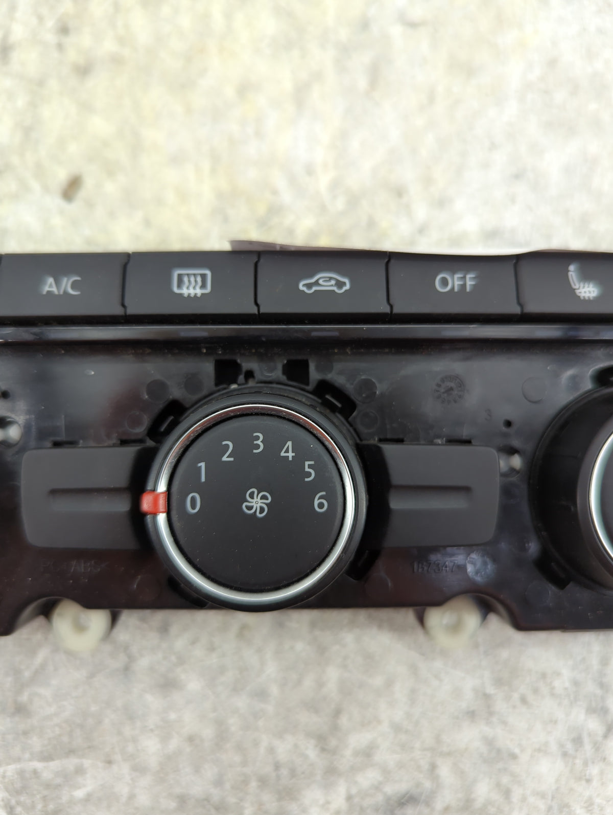 2013-2015 Volkswagen Passat Climate Control Module Temperature AC/Heater Replacement P/N:561907426J 5HB01117711 Fits OEM Use
