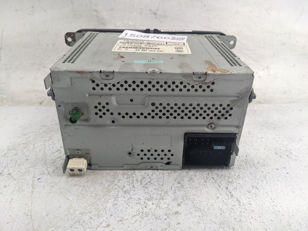 2012-2015 Volkswagen Passat Radio AM FM Cd Player Receiver Replacement P/N:1K0035180AF 28372938 Fits OEM Used Auto Parts - O