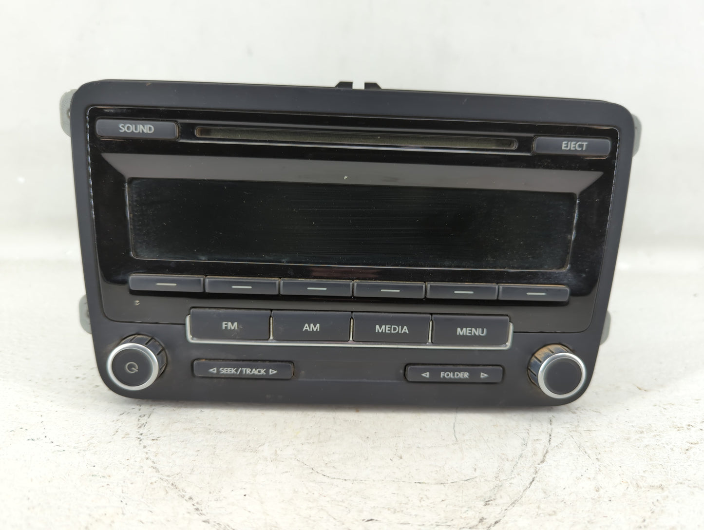 2012-2015 Volkswagen Passat Am Fm Cd Player Radio Receiver - Oemusedautoparts1.com