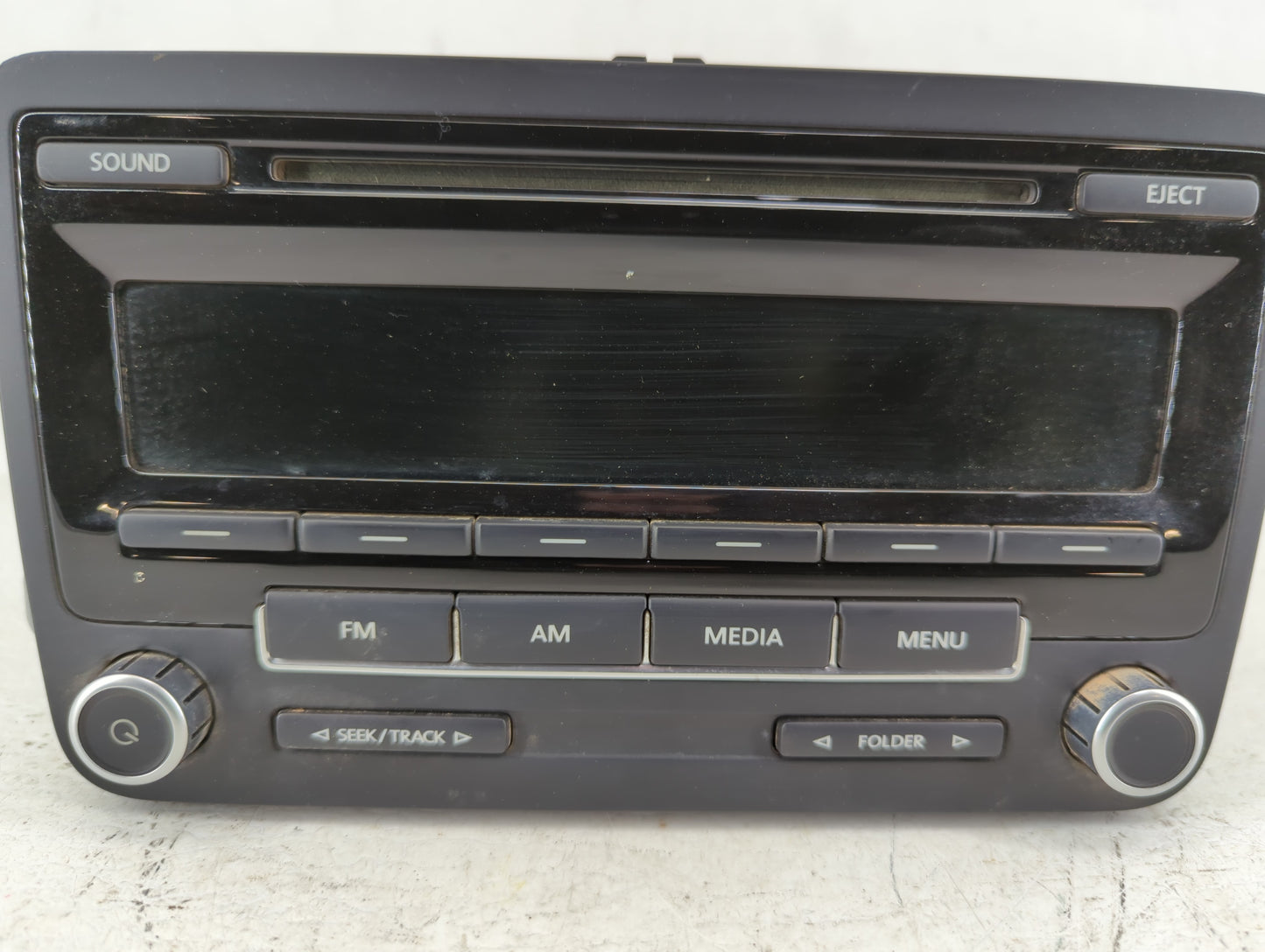 2012-2015 Volkswagen Passat Am Fm Cd Player Radio Receiver - Oemusedautoparts1.com