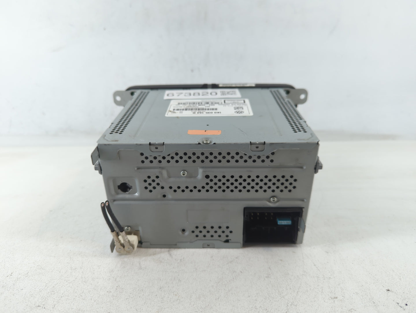 2012-2015 Volkswagen Passat Am Fm Cd Player Radio Receiver - Oemusedautoparts1.com