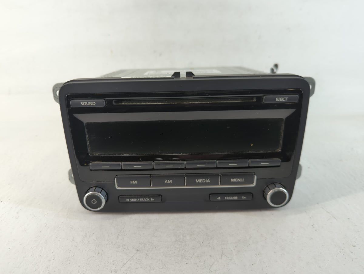 2012-2015 Volkswagen Passat Am Fm Cd Player Radio Receiver 744740 - Oemusedautoparts1.com