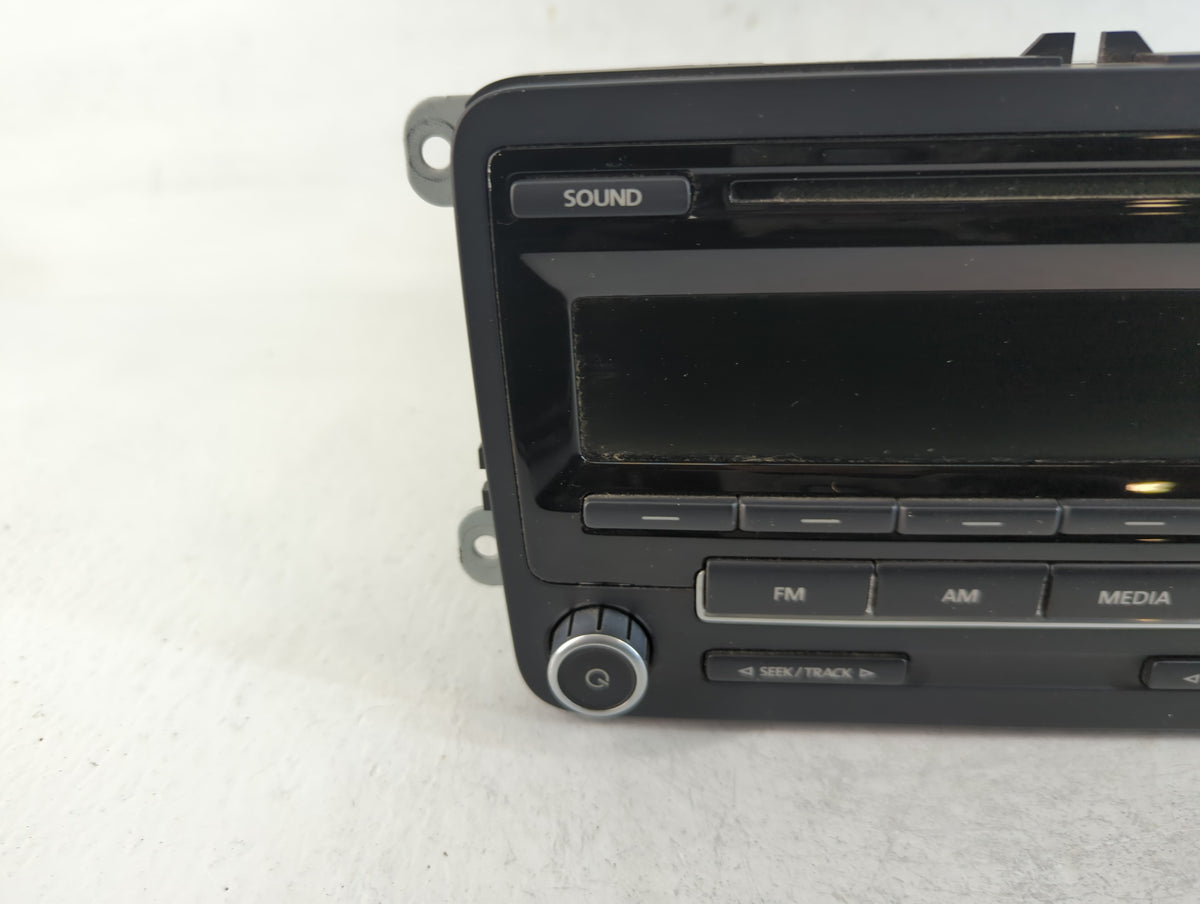 2012-2015 Volkswagen Passat Am Fm Cd Player Radio Receiver 744740 - Oemusedautoparts1.com