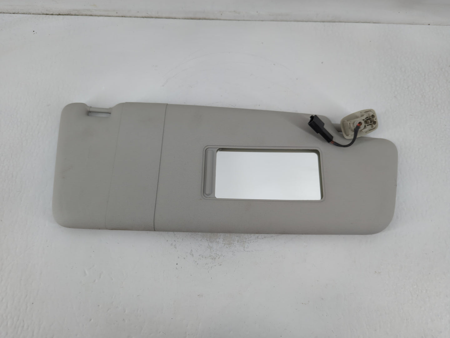 2012-2020 Volkswagen Passat Sun Visor Shade Replacement Passenger Right Mirror Fits OEM Used Auto Parts - Oemusedautoparts1.