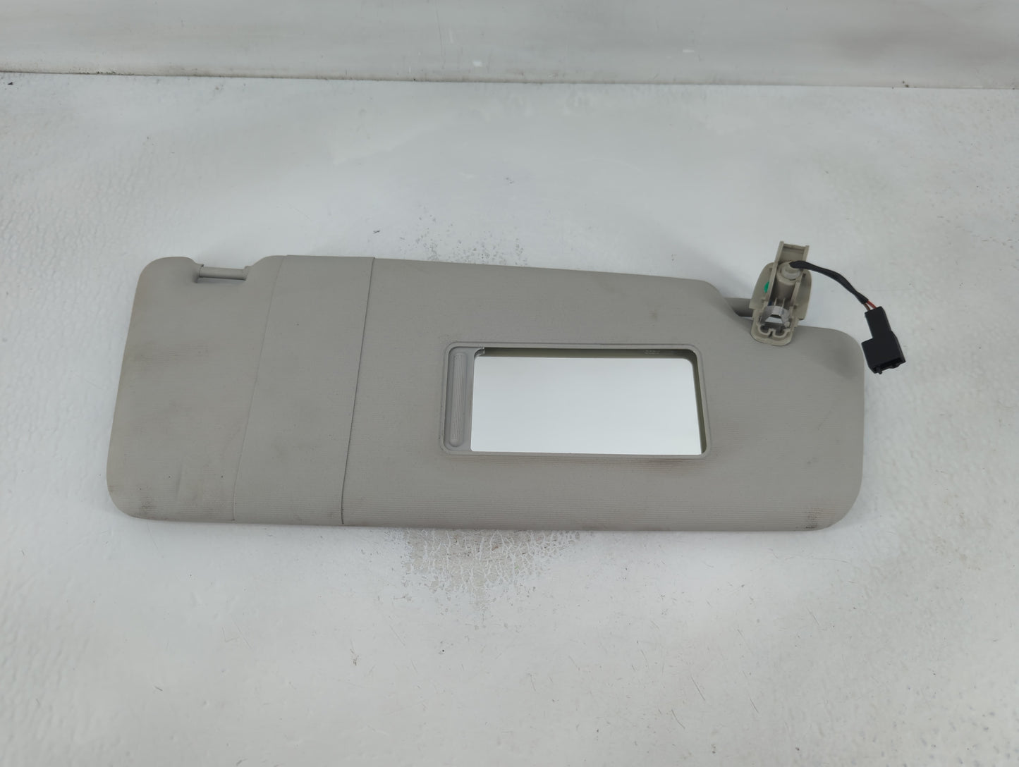 2012-2020 Volkswagen Passat Sun Visor Shade Replacement Passenger Right Mirror Fits OEM Used Auto Parts - Oemusedautoparts1.