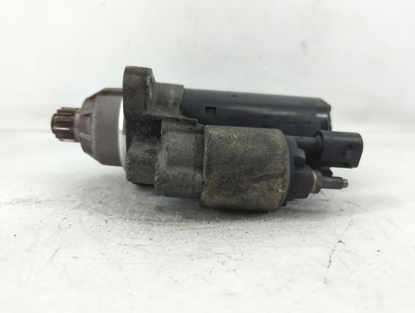 2012-2014 Volkswagen Passat Car Starter Motor Solenoid OEM P/N:20130118 0 001 122 402 Fits OEM Used Auto Parts - Oemusedauto