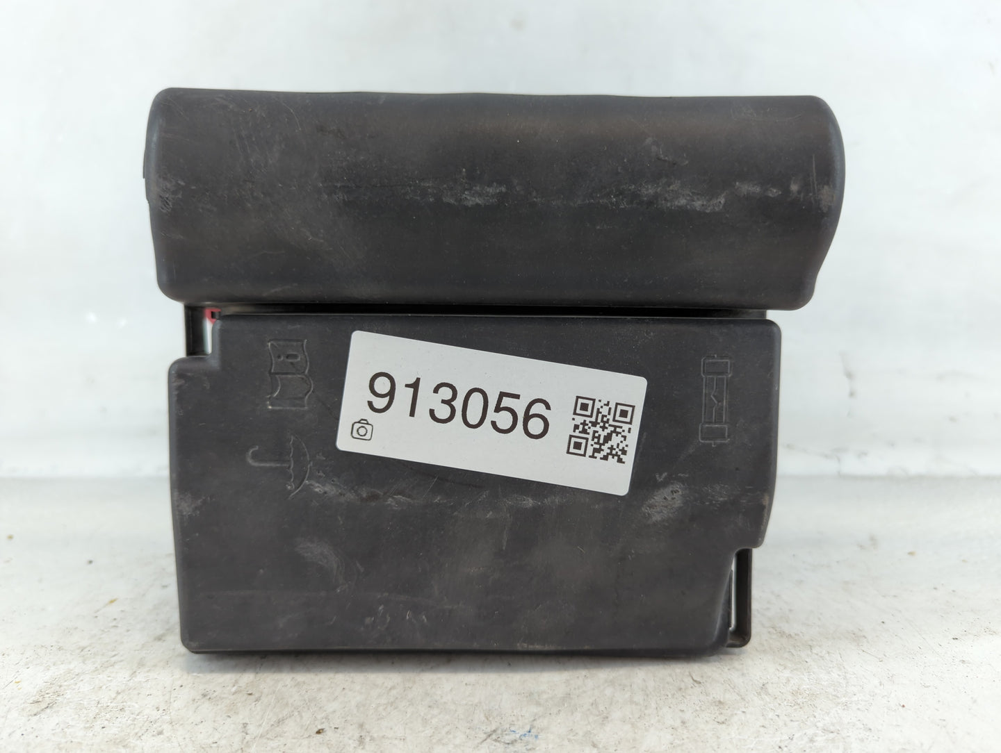 2012-2020 Volkswagen Passat Fusebox Fuse Box Panel Relay Module P/N:5C0 937 132 A Fits OEM Used Auto Parts - Oemusedautopart