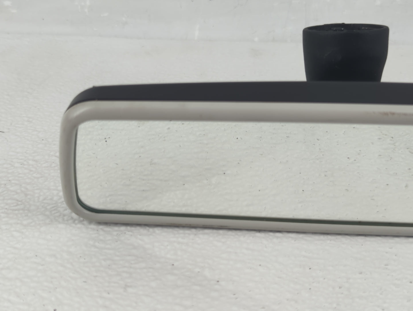 2009-2018 Volkswagen Tiguan Interior Rear View Mirror Replacement OEM Fits OEM Used Auto Parts - Oemusedautoparts1.com