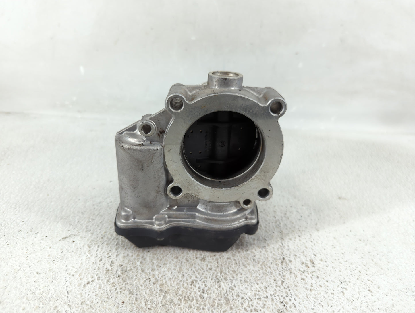 2009-2018 Volkswagen Tiguan Throttle Body P/N:06F 133 062 Q A2C53390403 Fits OEM Used Auto Parts - Oemusedautoparts1.com