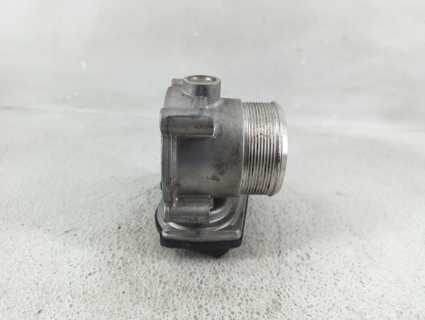 2009-2018 Volkswagen Tiguan Throttle Body P/N:06F 133 062 Q A2C53390403 Fits OEM Used Auto Parts - Oemusedautoparts1.com