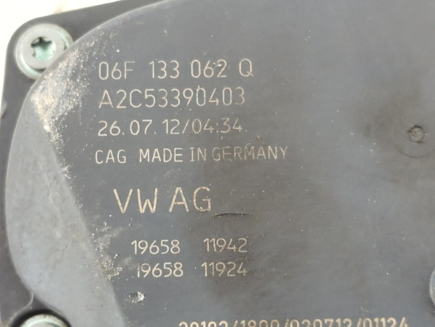 2009-2018 Volkswagen Tiguan Throttle Body P/N:06F 133 062 Q A2C53390403 Fits OEM Used Auto Parts - Oemusedautoparts1.com