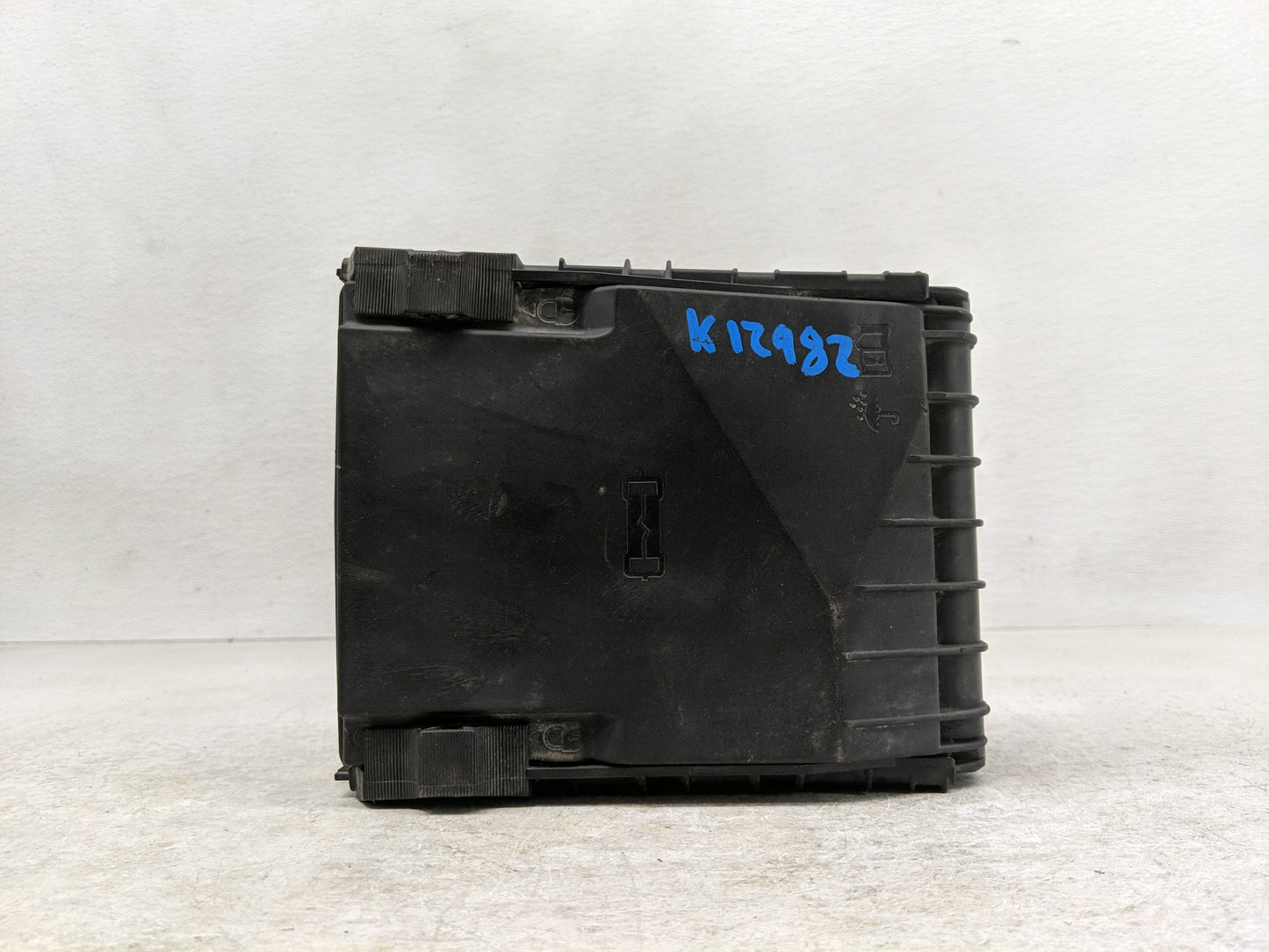 2012-2018 Volkswagen Tiguan Fusebox Fuse Box Panel Relay Module Fits Fits 2008 2009 2010 2012 2013 2014 2015 2016 2017 2018 