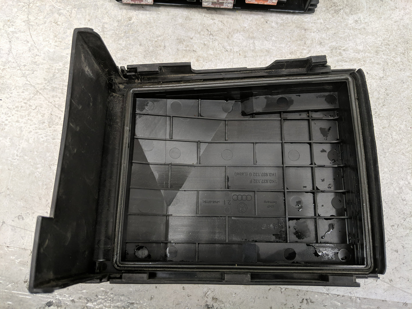 2012-2018 Volkswagen Tiguan Fusebox Fuse Box Panel Relay Module Fits Fits 2008 2009 2010 2012 2013 2014 2015 2016 2017 2018 