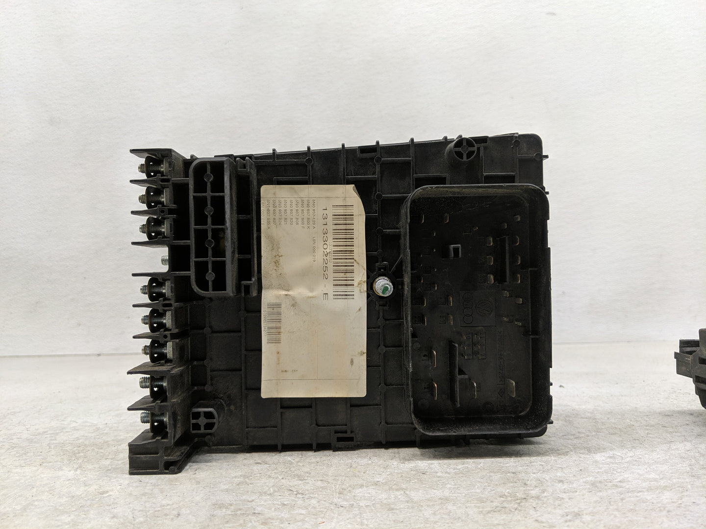 2012-2018 Volkswagen Tiguan Fusebox Fuse Box Panel Relay Module Fits Fits 2008 2009 2010 2012 2013 2014 2015 2016 2017 2018 